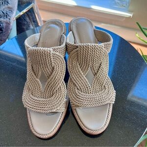 Lafayette 148 New York “Darian Knot Sandal” Tan / Sand, Excellent Cond. Size 11